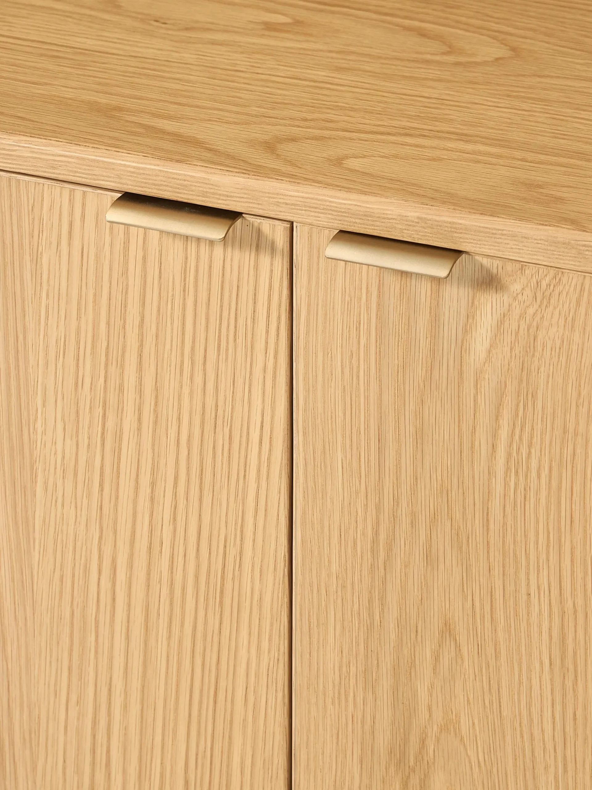 Credenza in legno con angoli arrotondati Zumi