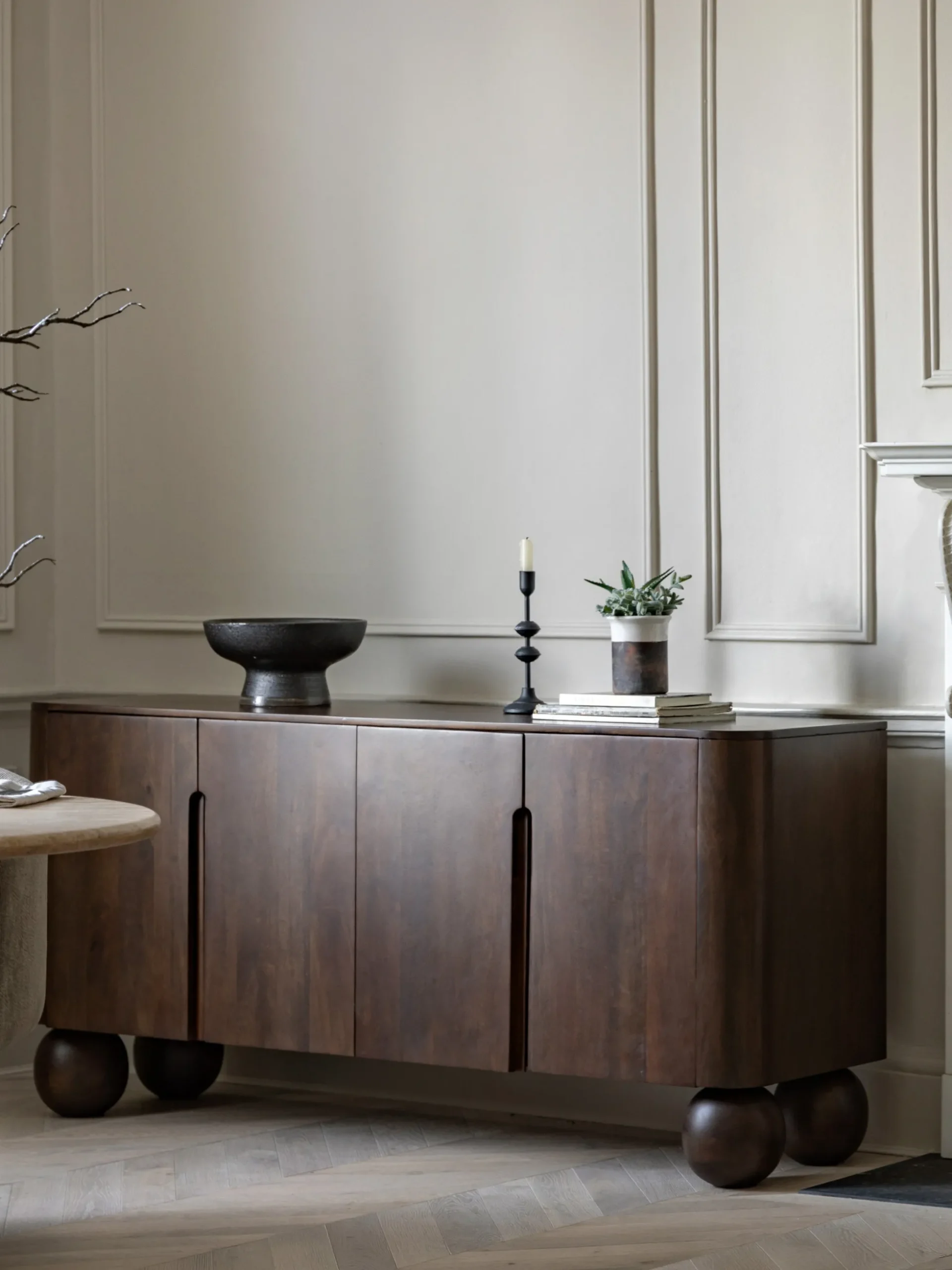 Credenza in legno di mango Sculpt