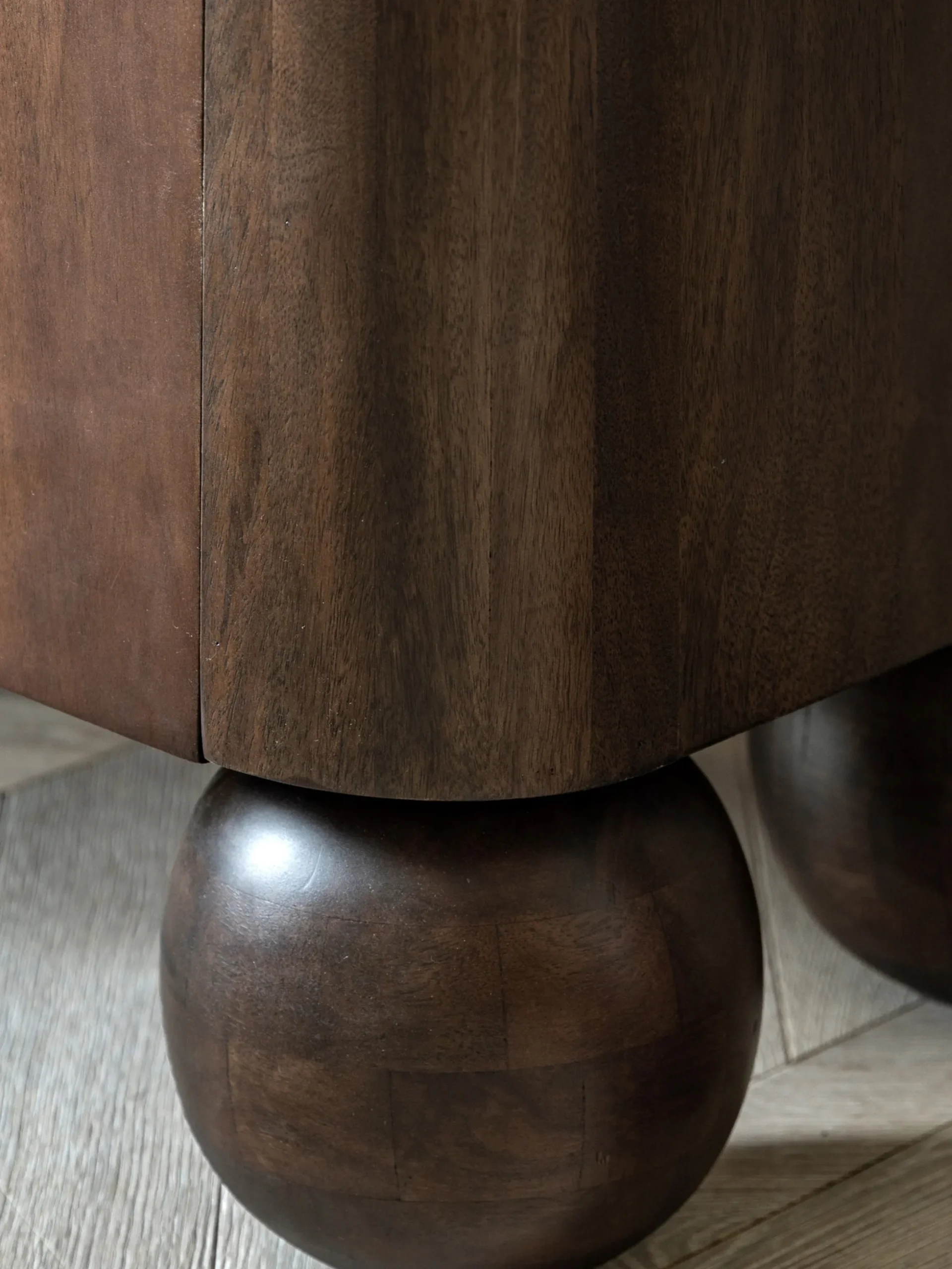 Credenza in legno di mango Sculpt