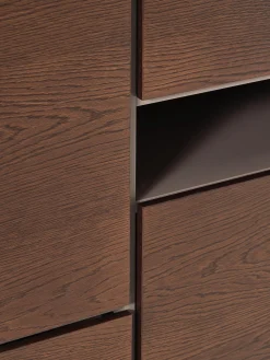 Credenza in legno Larsen