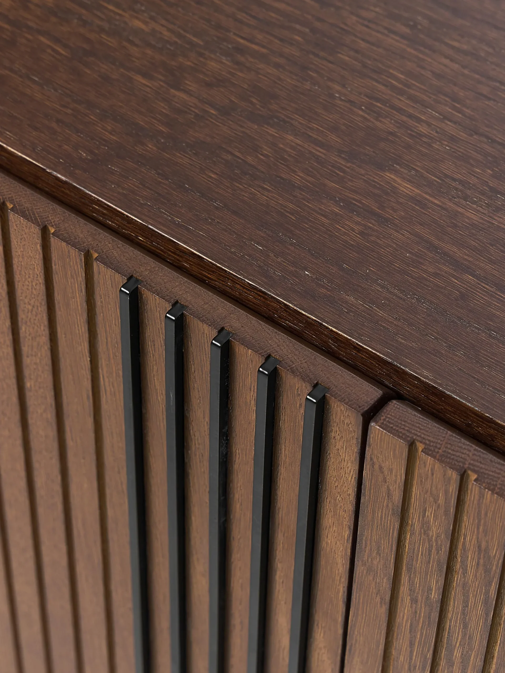 Credenza in legno Ross