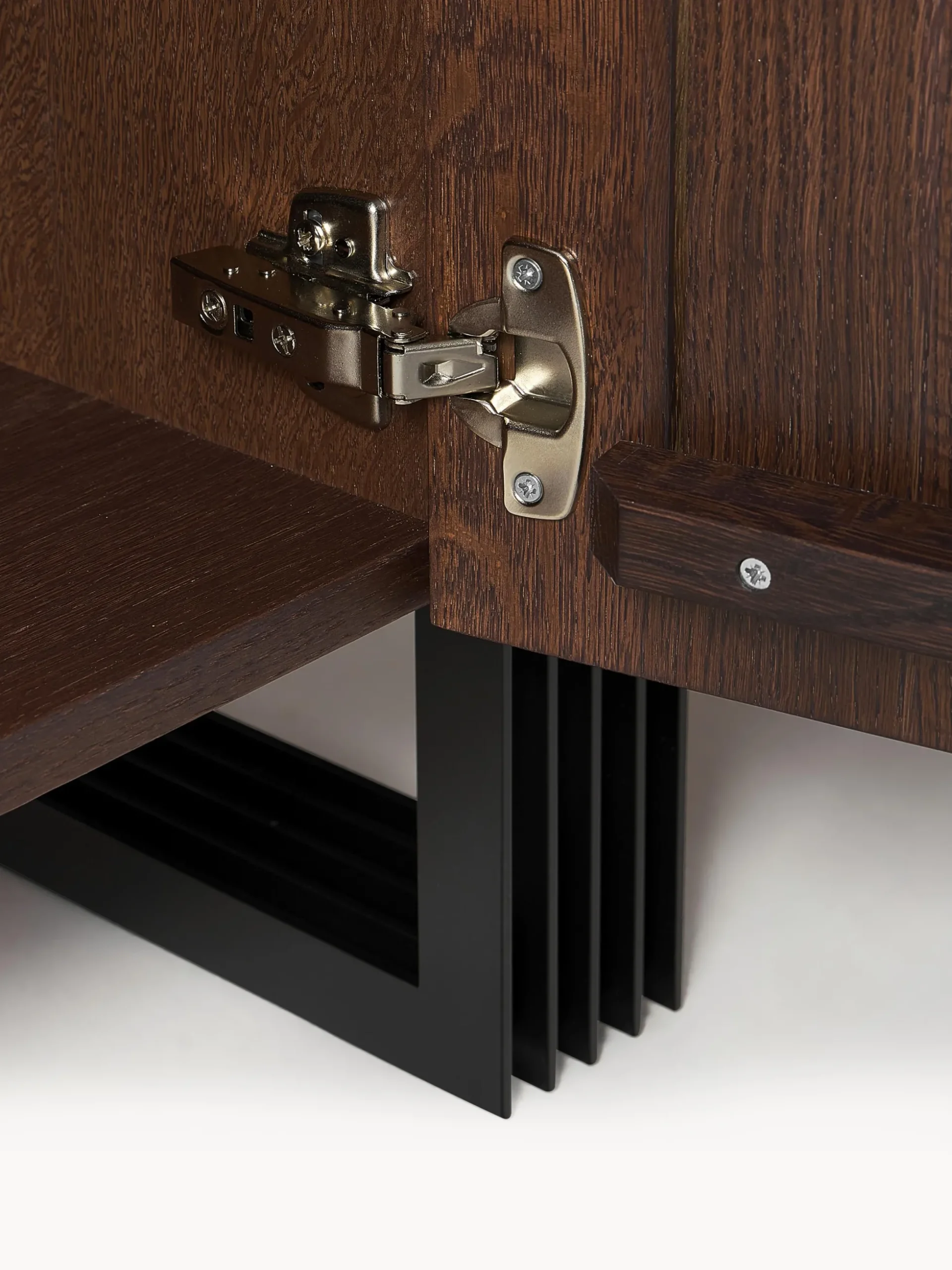 Credenza in legno Ross