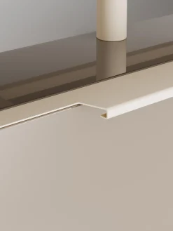 Credenza molto lucida Lennie