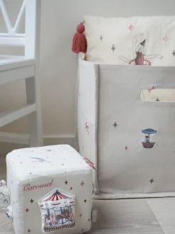 Cubetto attività per bambini in cotone organico Carousel