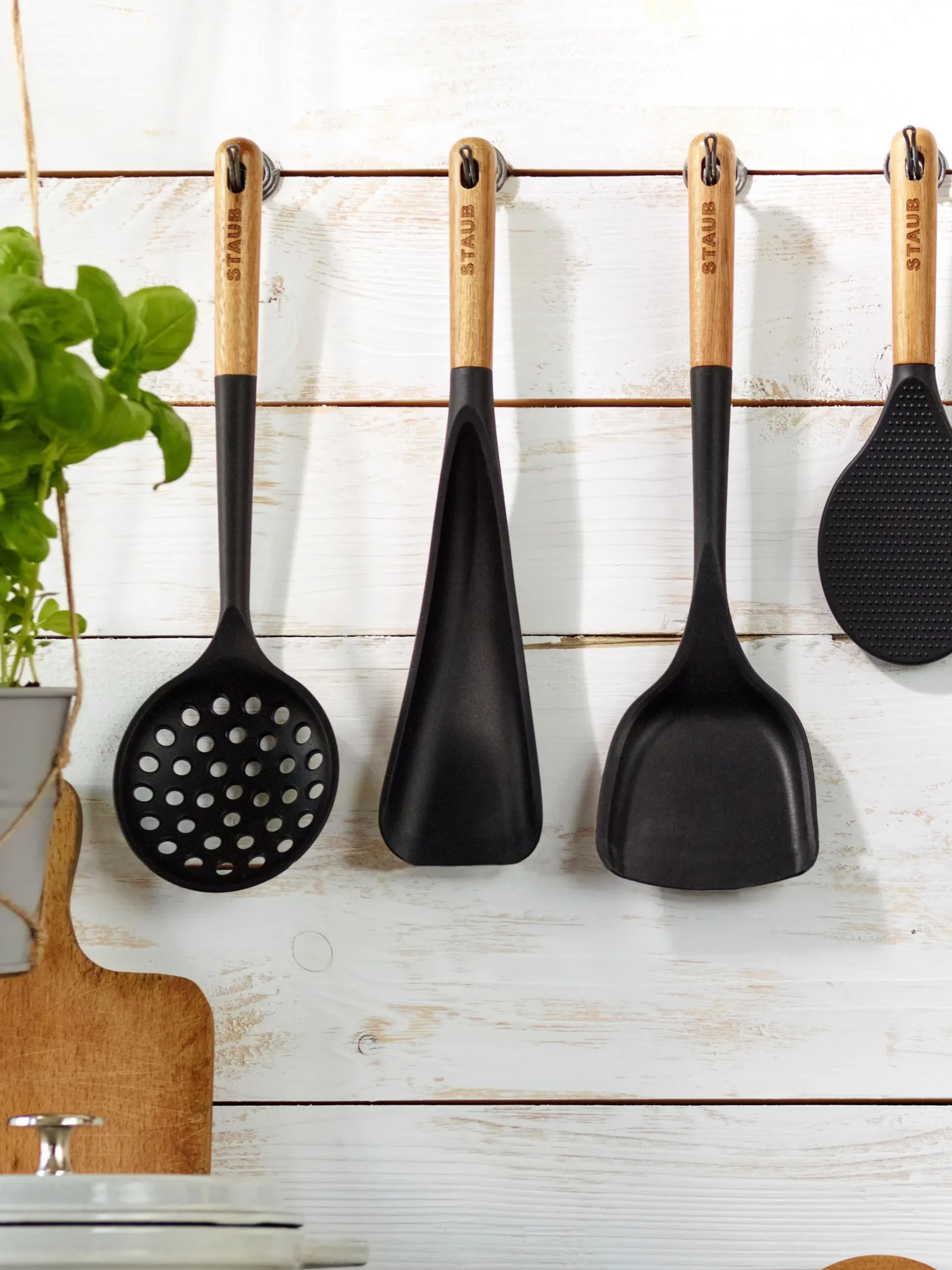 Cucchiaio multiuso con manico in legno d'acacia Cook