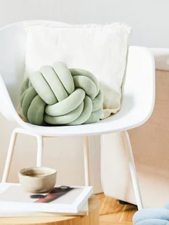 Cuscino annodato Twist