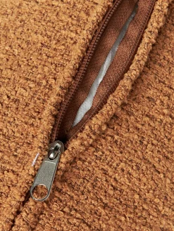 Cuscino cilindrico per divano in bouclé Sofia