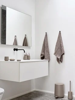 Dispenser sapone in porcellana Nova One