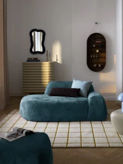 Divano 2 posti con chaise longue in teddy bouclé Wolke