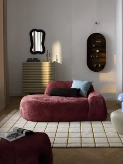 Divano 2 posti con chaise longue in teddy bouclé Wolke