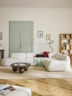 Divano angolare componibile 4 posti con chaise longue in teddy bouclé Wolke