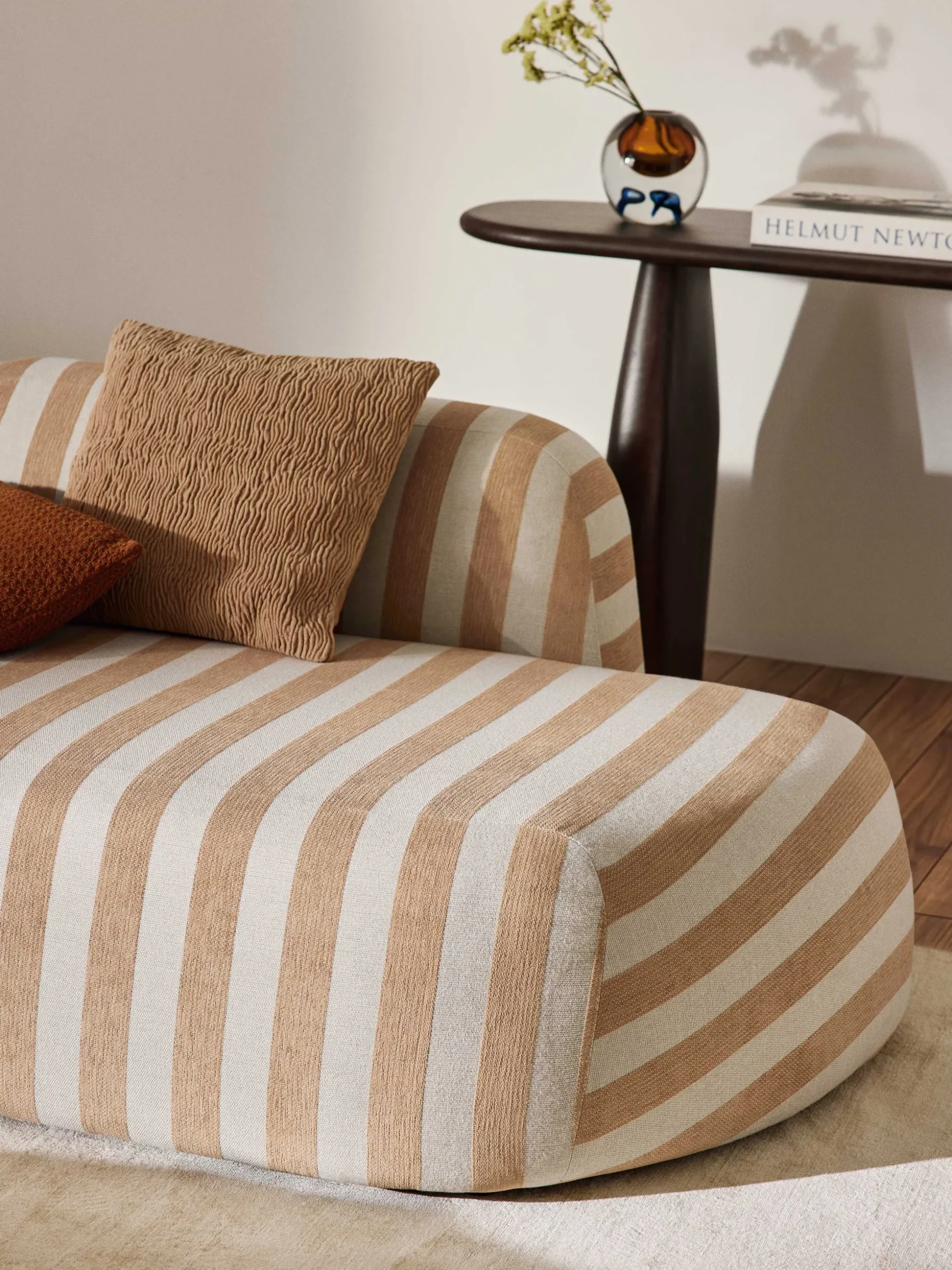Divano angolare componibile XL a righe con chaise longue Wolke