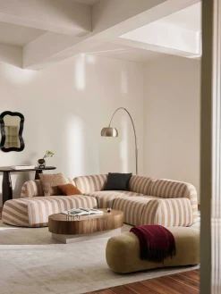 Divano angolare componibile 4 posti a righe con chaise longue Wolke