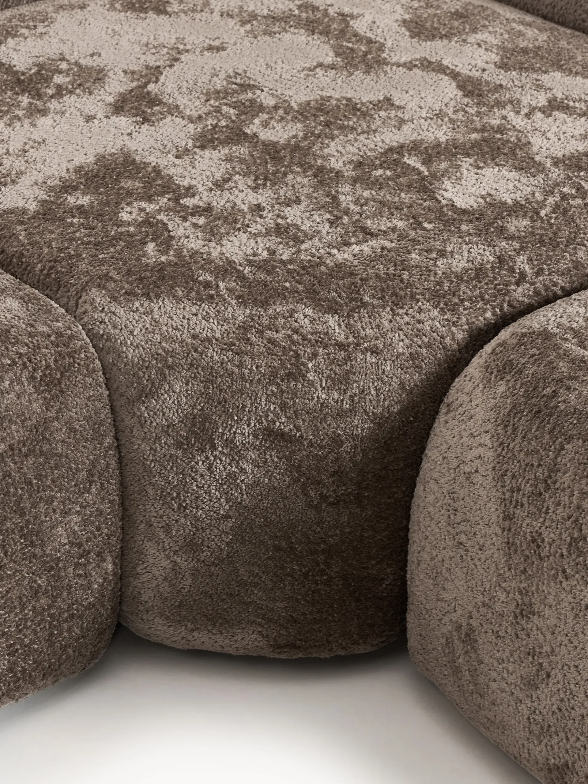 Divano angolare componibile 4 posti in teddy bouclé con chaise longue Wolke