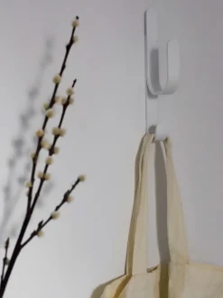 Gancio appendiabiti in legno di quercia fatto a mano Woody Hook