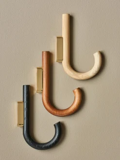 Gancio da parete in legno di quercia Umbrella, in diverse dimensioni