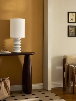 Grande lampada da tavolo con base in legno Nicolas
