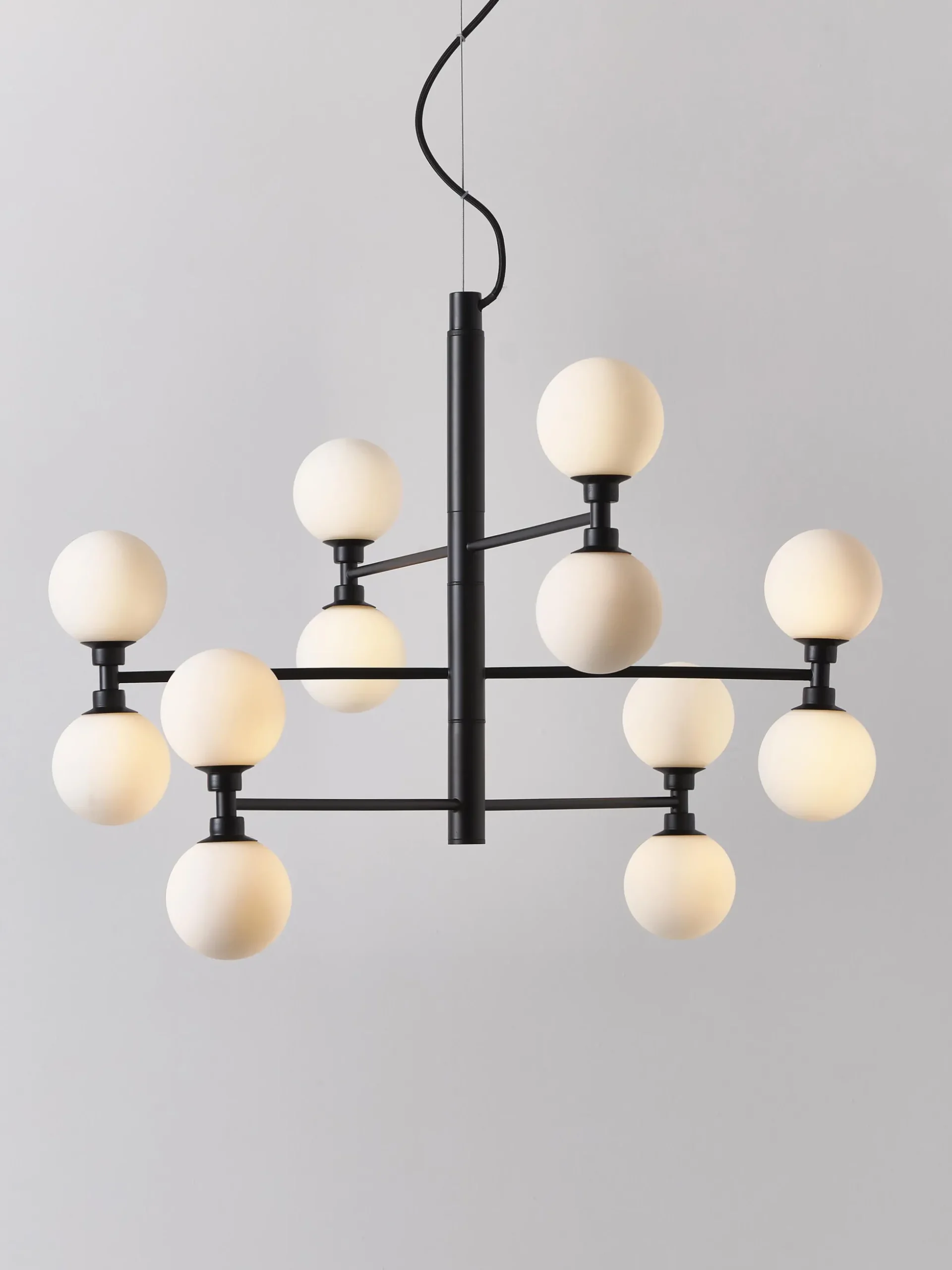 Lampada a sospensione grande con sfere in vetro opale Grover