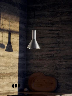 Lampada a sospensione piccola di design Lyss