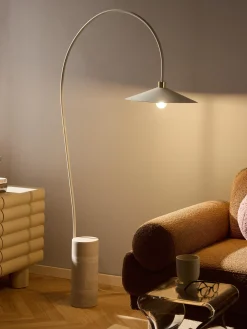 Lampada ad arco con base in travertino Cora