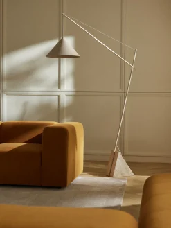 Lampada da lettura grande con base i travertino Reyna
