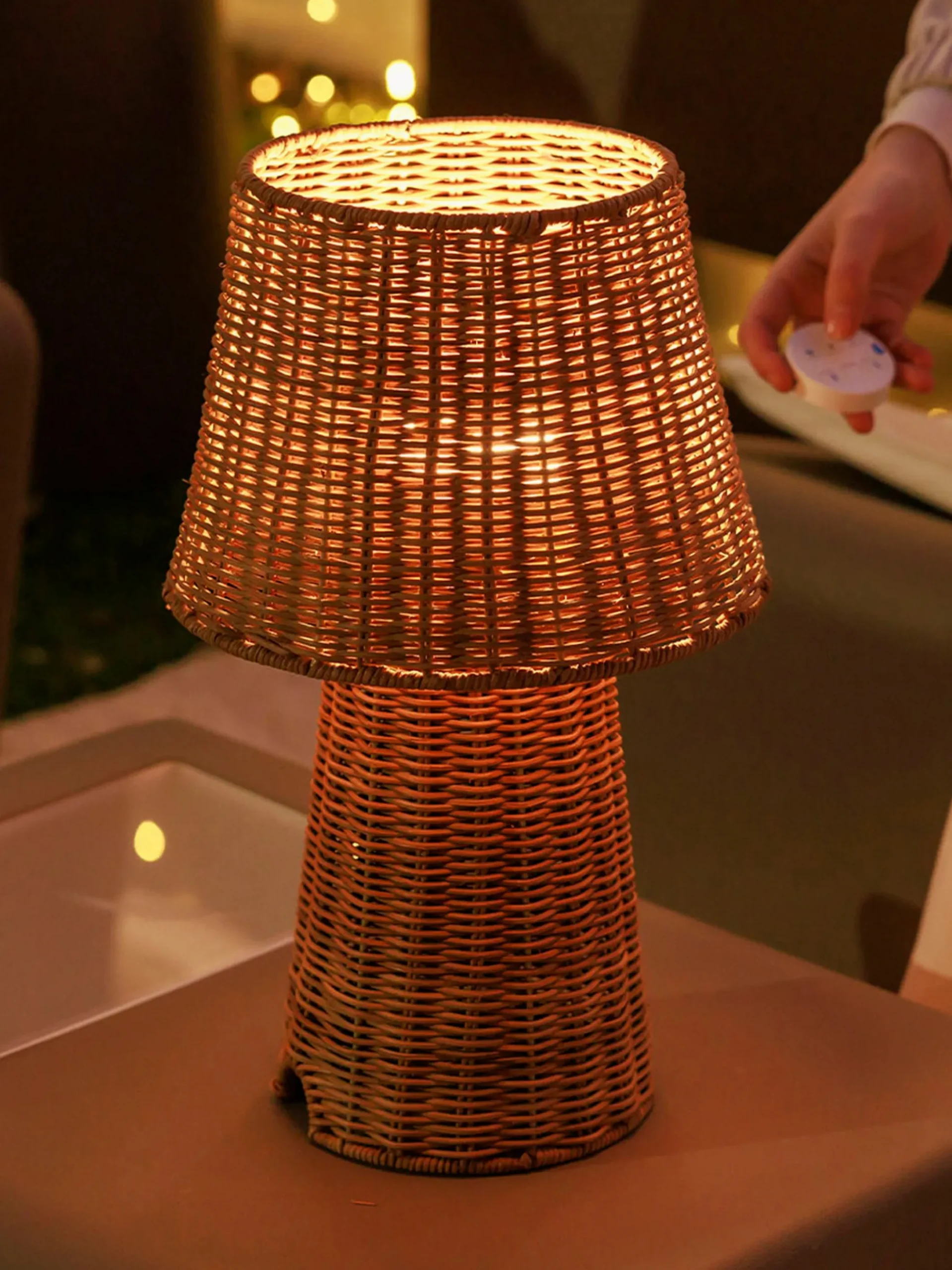 Lampada da tavolo a LED con luce regolabile Lola