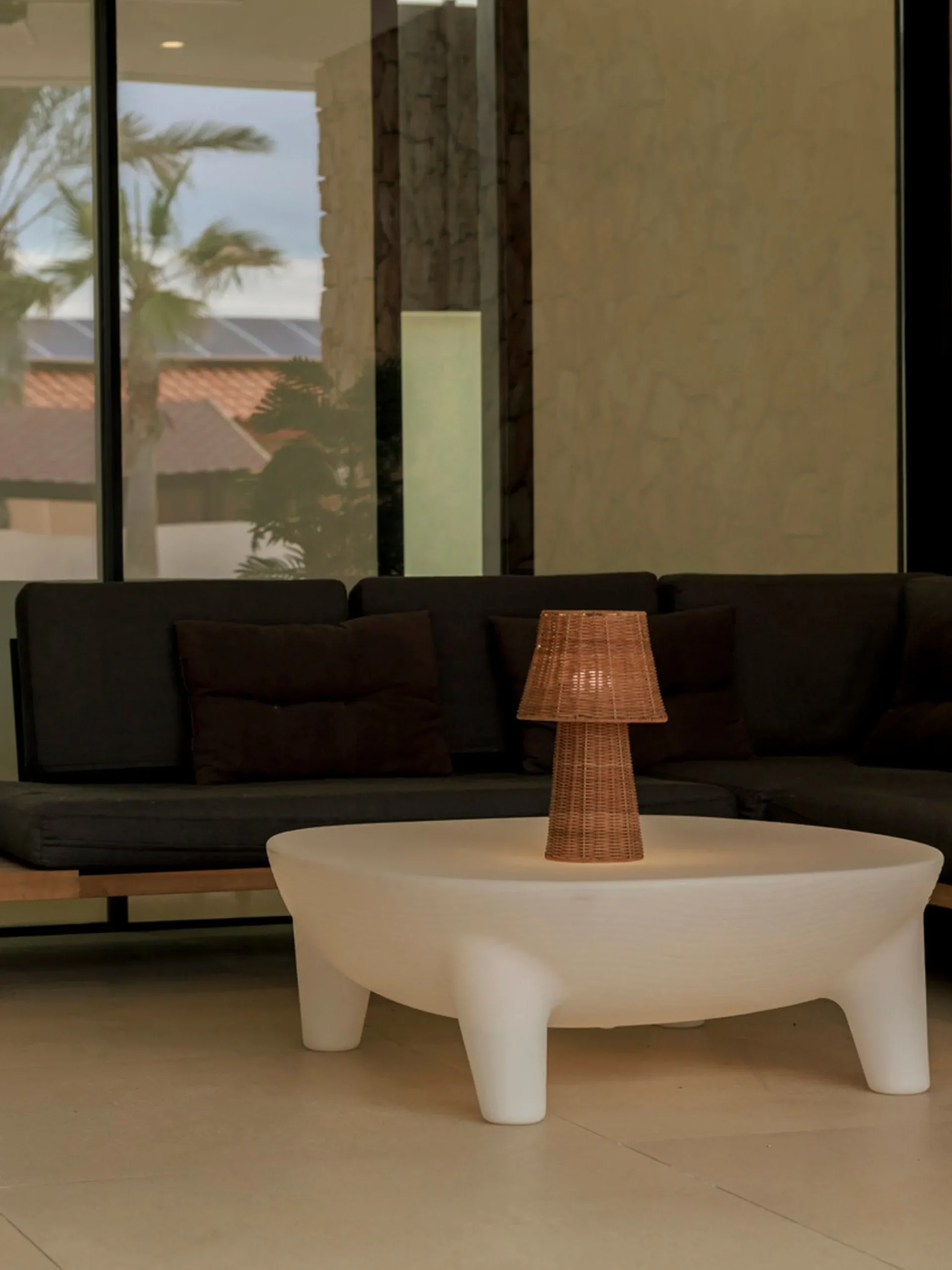 Lampada da tavolo a LED con luce regolabile Lola