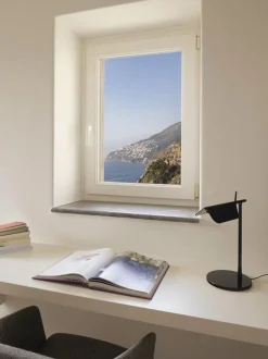 Lampada da tavolo a LED con luce regolabile Tab