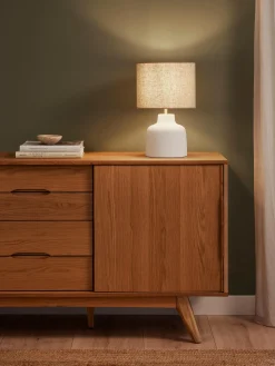 Lampada da tavolo con base in cemento Ike