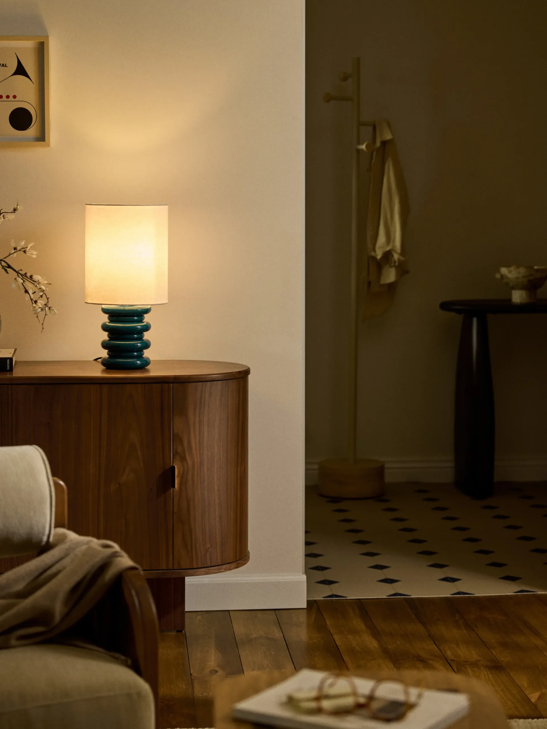 Lampada da tavolo con base in legno Nicolas