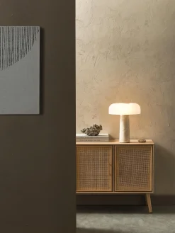 Lampada da tavolo con base in travertino Carla