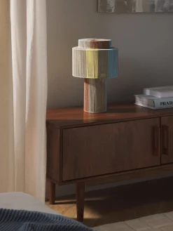Lampada da tavolo con fili di lino Lace