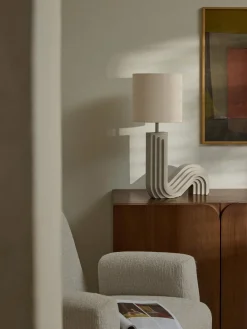Lampada da tavolo di design Luomo