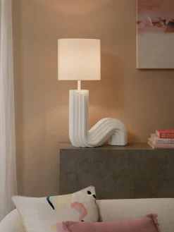 Lampada da tavolo di design Luomo