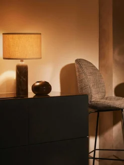 Lampada da tavolo grande con luce regolabile e base in marmo Gravity, varie misure