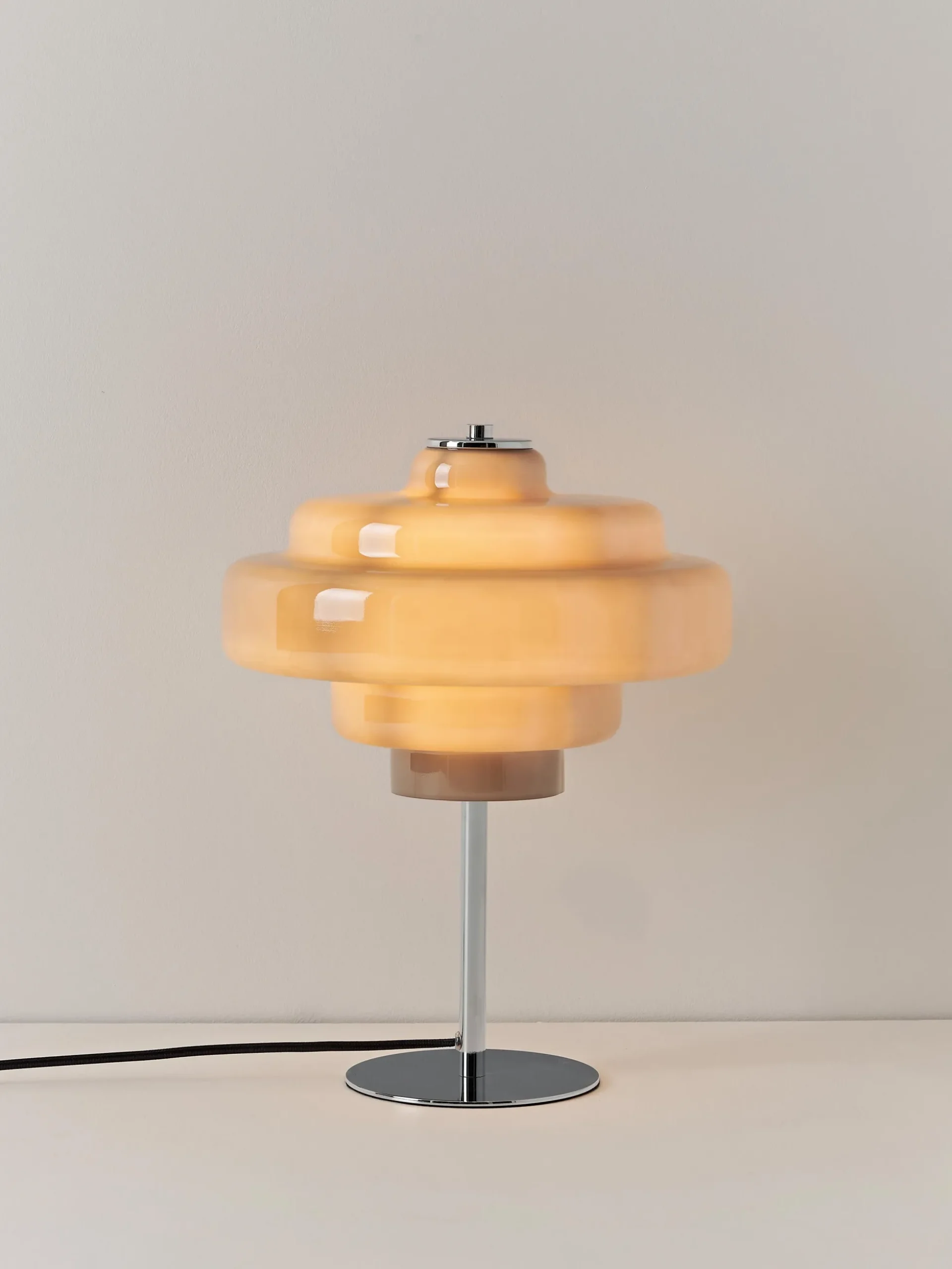 Lampada da tavolo in vetro Millie