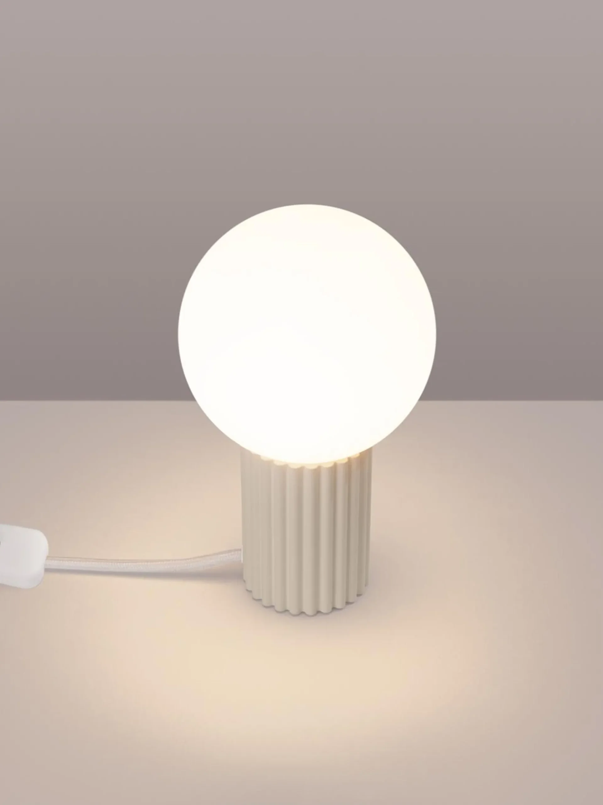 Lampada da tavolo Orbital