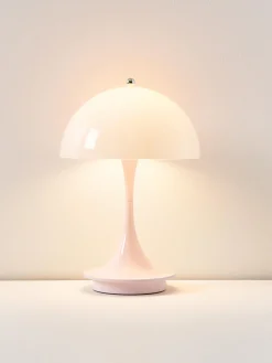 Lampada da tavolo piccola portatile a LED Panthella 160, design Verner Panton