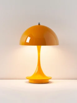 Lampada da tavolo piccola portatile a LED Panthella 160, design Verner Panton