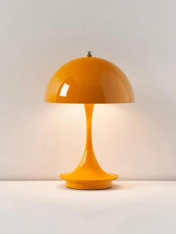 Lampada da tavolo piccola portatile a LED Panthella 160, design Verner Panton