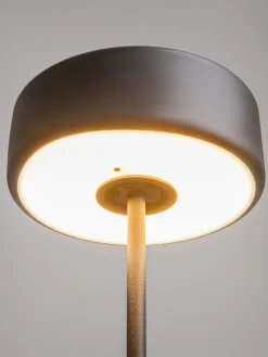 Lampada da tavolo piccola in metallo a LED dimmerabile AI Collaboration