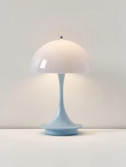 Lampada da tavolo piccola portatile a LED Panthella 160, design Verner Panton