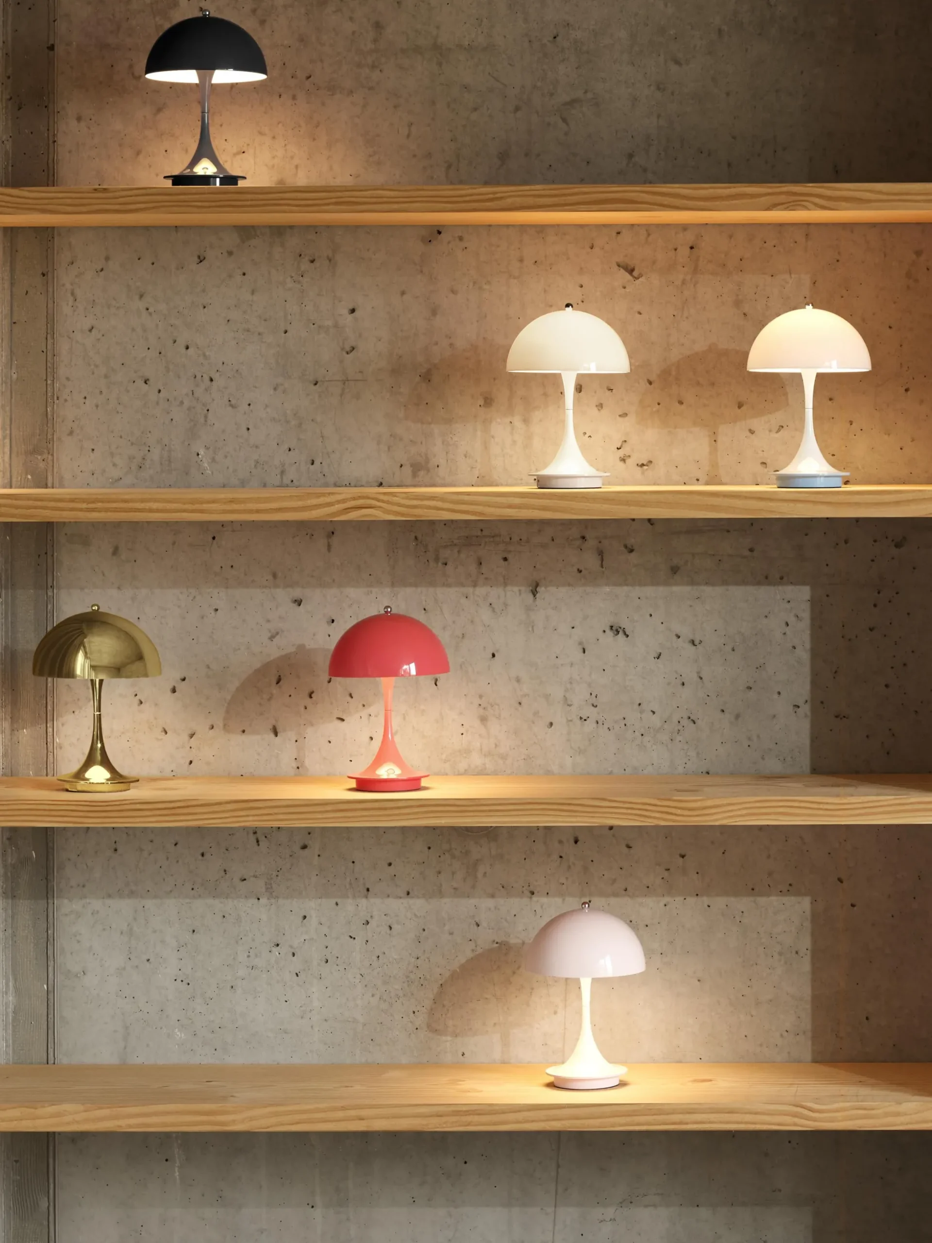 Lampada da tavolo piccola portatile a LED Panthella 160, design Verner Panton