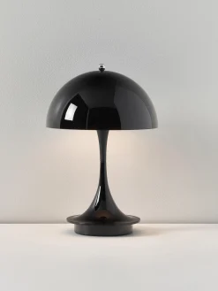 Lampada da tavolo piccola portatile a LED Panthella 160, design Verner Panton