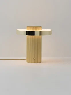 Lampada da tavolo piccola a LED con base millerighe Elna