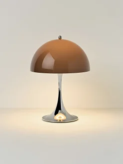 Lampada da tavolo portatile a LED con luce regolabile Panthella 250, Design Verner Panton