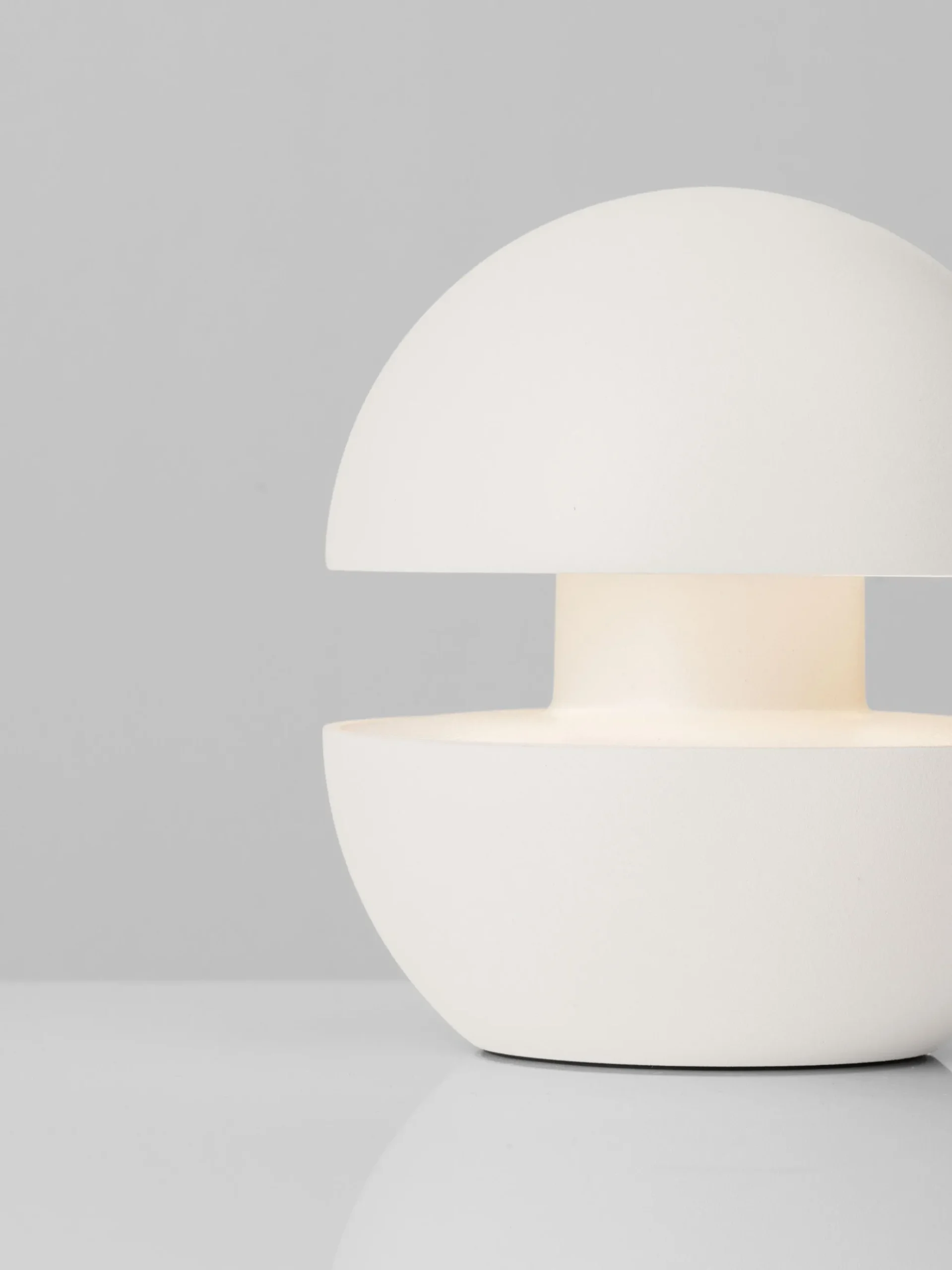 Lampada da tavolo portatile a LED dimmerabile piccola Puk