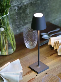 Lampada da tavolo portatile a LED con luce regolabile Poldina Pro Micro