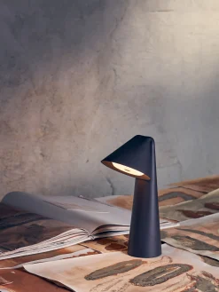 Lampada da tavolo portatile a LED con luce regolabile Ami