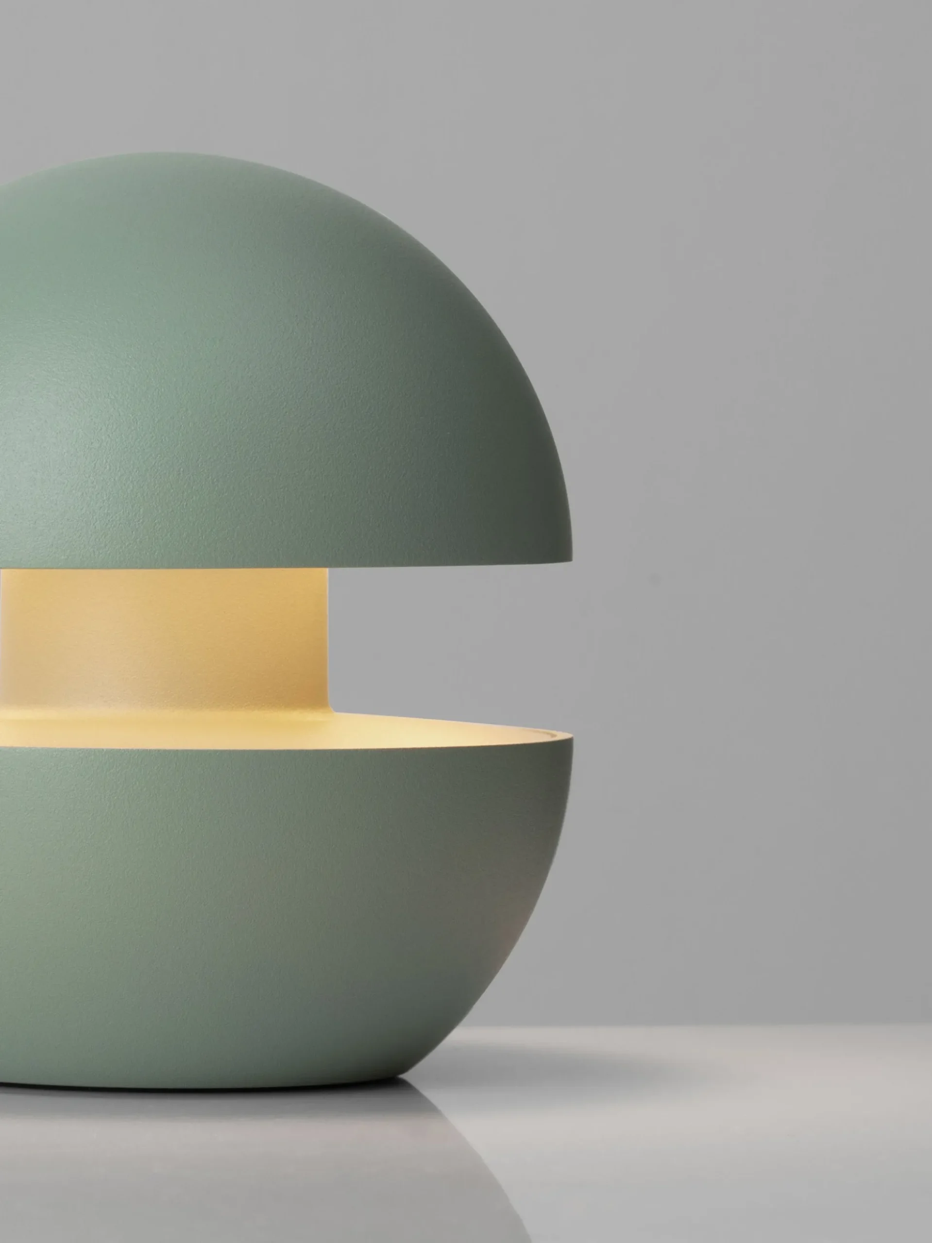 Lampada da tavolo portatile a LED dimmerabile piccola Puk